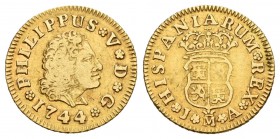 Felipe V (1700-1746). 1/2 escudo. 1744. Madrid. JA. (Cal-574). Au. 1,74 g. MBC-. Est...110,00.