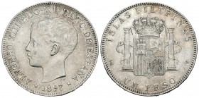 Alfonso XIII (1886-1931). 1 peso. 1897. Manila. SGV. (Cal-81). Ag. 24,76 g. Golpecitos en el canto. MBC. Est...70,00.