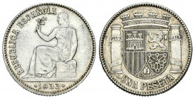 II República (1931-1939). 1 peseta. 1933*3-4. Madrid. (Cal-1). Ag. 4,96 g. EBC. Est...18,00.