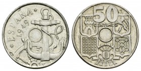 Estado español (1936-1975). 50 céntimos. 1949*19-62. Madrid. Cu-Ni. 4,24 g. Sin agujero central. EBC-. Est...230,00.