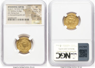 Justin II (AD 565-578). AV solidus (20mm, 4.46 gm, 6h). NGC XF 5/5 - 3/5, slight bend. Constantinople, 3rd officina. D N I-VSTI-NVS PP AVI, pearl-diad...