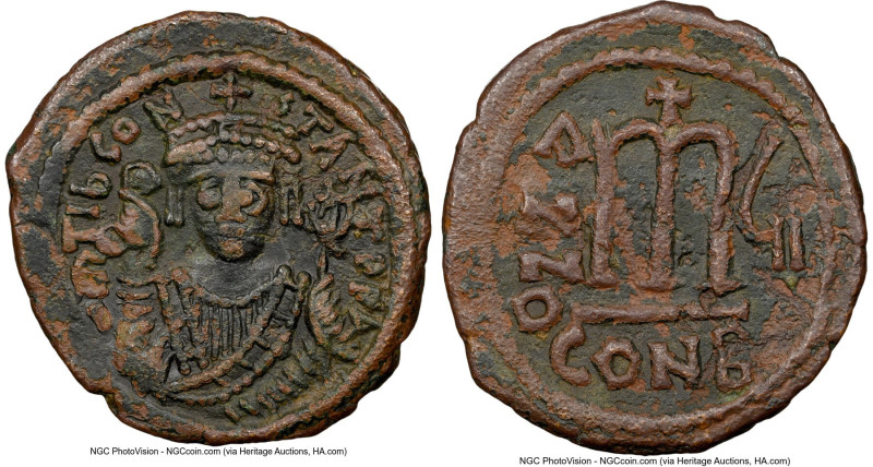 Tiberius II Constantine (AD 578-582). AE follis or 40 nummi (32mm, 12.14 gm, 7h)...