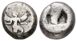 Caria, Kaunos. AR Stater, 9.29 g. - 18.52 mm. Circa 490-470 BC.
Obv.: Winged Iris in kneeling-running stance to right, head to left, holding [kerykeio...