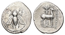 Ionia, Ephesos. AR Drachm, 4.13 g. - 18.99 mm. Circa 202-133 BC. Dioskurides, magistrate.
Obv.: Ε - Φ. Bee.
Rev.: ΔIOΣKOYΡIΔHΣ, Stag standing right; p...