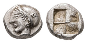Ionia, Phokaia. AR Diobol, 1.28 g. - 9.71 mm. Circa 521-478 BC.
Obv.: Archaic female head left, wearing earring and helmet or close fitting cap.
Rev.:...