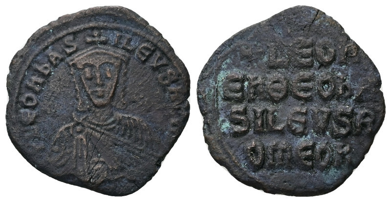 Leo VI the Wise, AD 886-912. AE, Follis. 4.54 g. 25.29 mm. Constantinople.
Obv: ...