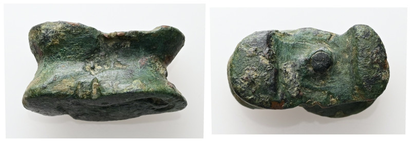 AE Roman Bronze Knucklebone

Weight: 37.09 g.
Diameter: 31.17 mm.