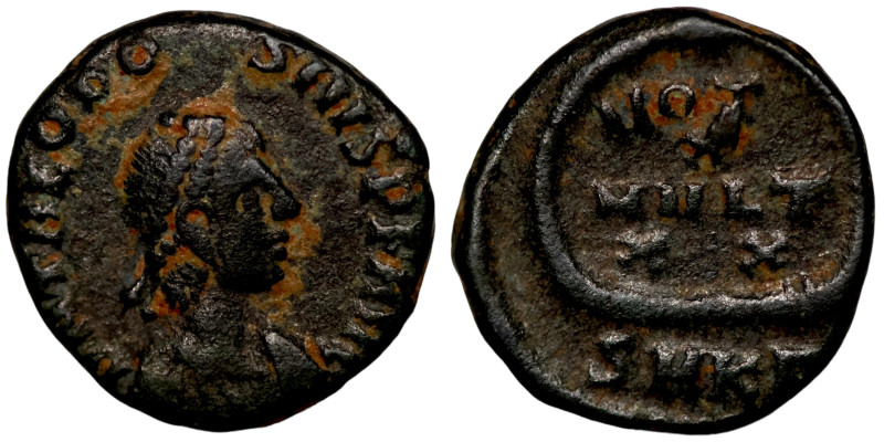 Theodosius I AD 379-395. follis

13mm 1,36g