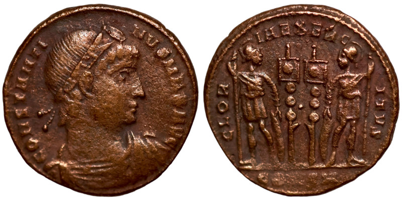 Augustus. (27 BC - 14 AD). Æ Bronze

18mm 2,27g