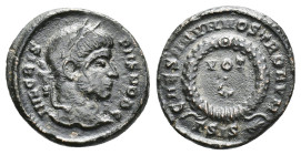 Crispus, as Caesar, 316-326. Follis, Siscia 3rd officina circa 321-324. Æ 17.63 mm, 3.00 g.
VF