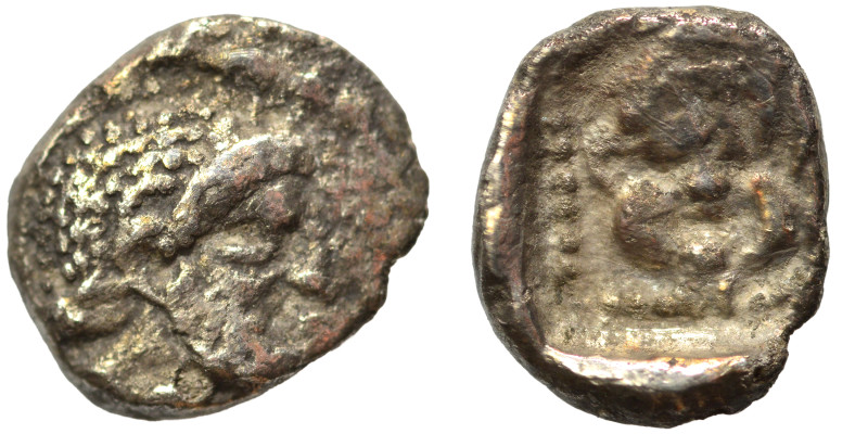 SAMARIA (?). 1/16 Shekel (silver, 0.68 g, 9 mm). Laureate head of Ba'al-Arwad ri...