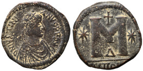 Justinian I, 527-565. Follis (bronze, 8.82 g, 28 mm), Theoupolis (Antioch). DN IVSTINIANVS PP AVC Pearl diademed, draped, cuirassed bust right. Rev. L...