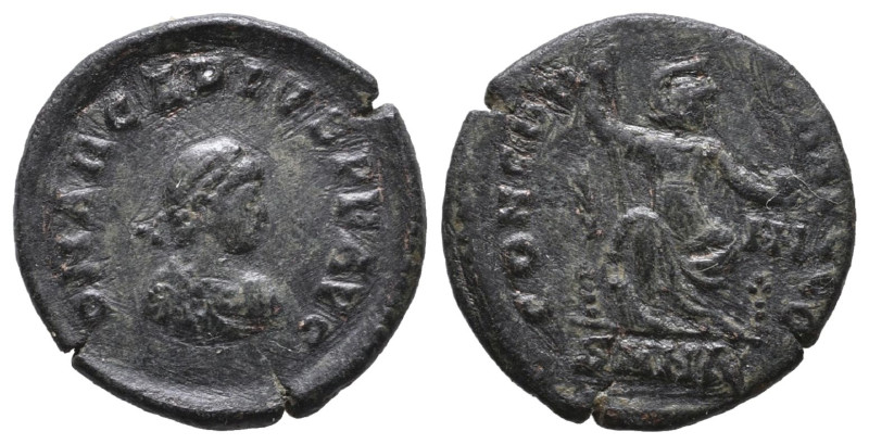 Arcadius (383-408) AE nummus (Bronze)
Obv: D N ARCADIVS P F AVG, diademed drape...