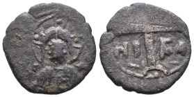 CRUSADERS. Edessa. Joscelin I ? de Courtenay or Joscelin II, 1119-1150. Follis (Bronze)

Weight: 4,9 gr
Diameter: 22 mm