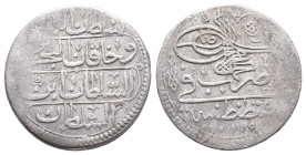 Ottoman , Ahmed III 1115 Kostantiniye

Weight: 3,4 gr
Diameter: 19,5 mm