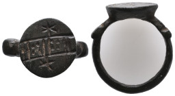 ANCIENT ROMAN BRONZE RING.(3rd–4th centuries).AE

Weight: 5,8 gr
Diameter: 23,3 mm