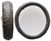 ANCIENT ROMAN BRONZE RING.(3rd–4th centuries).AE

Weight: 11,7 gr
Diameter: 31 mm