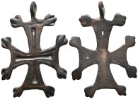 BYZANTINE EMPIRE.BRONZE CROSS .(8th-10th century).Ae.

Weight: 7,4 gr
Diameter: 52,4 mm
