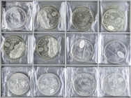 PESETA SYSTEM: JUAN CARLOS I
Lote 24 monedas 2.000 Pesetas. 1994 a 2001. AR. En precinto de plastico. A EXAMINAR. SC.