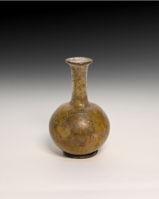 **Item description:** Assorted ancient Roman glass artifacts dating from 100 AD ...