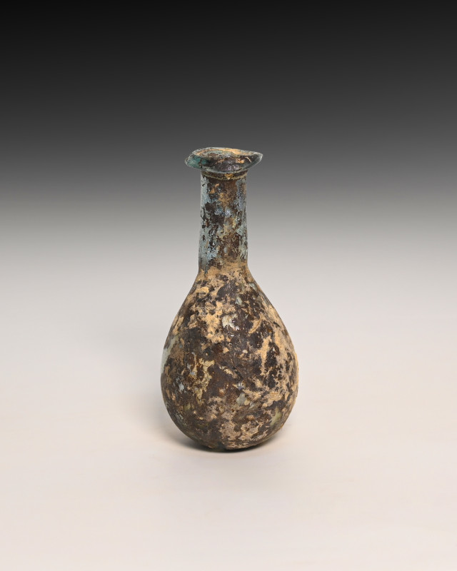 **Item description:** Assorted ancient Roman glass artifacts dating from 100 AD ...