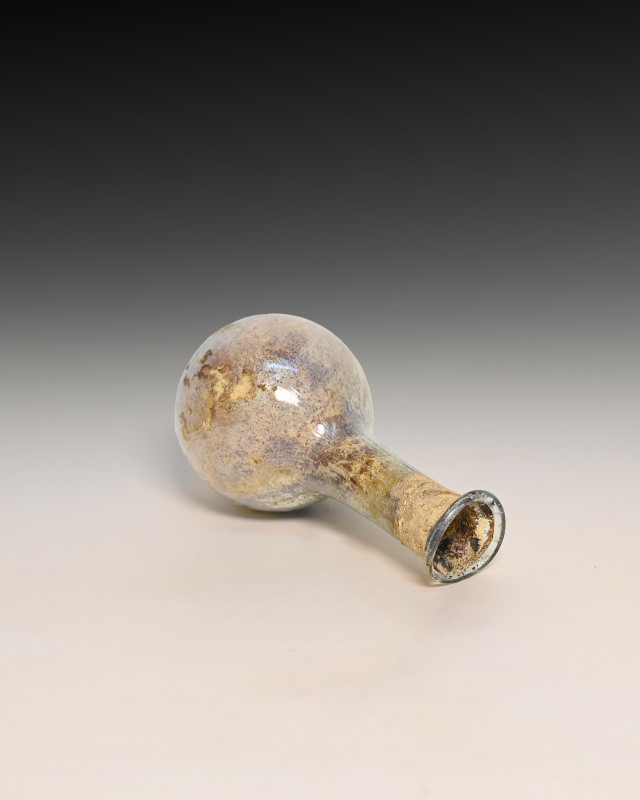 **Item description:** Assorted ancient Roman glass artifacts dating from 100 AD ...