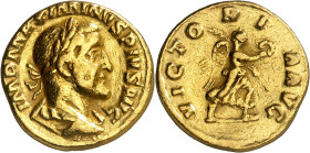 (235-236 d.C.). Maximino I. Áureo. (Spink 8305) (Co. 98) (RIC. 16) (Calicó 3164). Sirvió como joya. 5,37 g. (MBC).