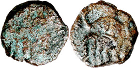 Reino Vándalo. Nummus. (Wroth pág. 21, nº 32-33 sim. Lám. III nº 11-12). Tipo Victoria. 0,68 g. RC.