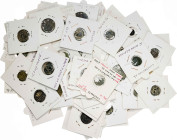 Lote de 66 bronces del Bajo Imperio de distintos valores y emperadores, la mayoría clasificados, se incluyen algunas imitaciones. A examinar. BC-/MBC+...