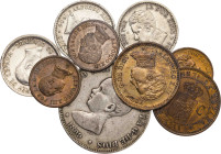 1889 a 1926. Alfonso XIII. 1 (tres), 2 (dos), 50 céntimos (tres) y 2 pesetas. Lote de 9 monedas. A examinar. BC+/S/C-.