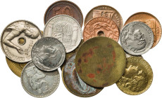 II República y Emisiones Locales. Lote de 15 monedas. A examinar. BC+/EBC.
