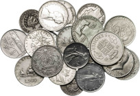 Lote de 20 monedas de diversos países, diez en plata. A examinar. MBC-/EBC+.