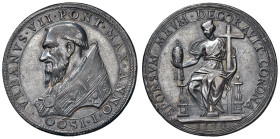 Urbano VII (1590) Giambattista Castagna di Roma. Medaglia commemorativa 1590 in argento - Opus: Riconio da due conii degli Hamerani (dritto) e Niccolò...
