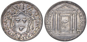 Innocenzo XII (1691-1700) Giulio 1700 - Munt. 52 AG (g 3,04) R Eccezionale conservazione per questo esemplare dal metallo lucente, rilievi intonsi e m...