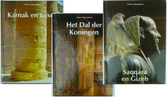 Lot de 3 ouvrages en néerlandais sur l'Egypte, Atrium Cultuurgidsen
1- Het Dal der Koningen. 2- Saqqara en Gizeh. "- Karnak en Luxor.