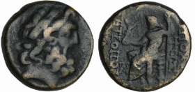 Syrie - Séleucie et Piérie - Bronze (90-89 av. J.-C.) 
A/ Anépigraphe. Tête laurée de Zeus à droite. 
R/ АΝΤΙΟΞΕΩΙ / ΜΗΤΡΟΠΟΛΕΩΣ // IΘ. Zeus nu jusq...