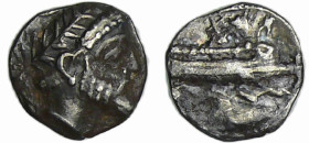 Phénicie - Sidon - Arados - 1/12 de statère (400-350 av. J.-C.)
A/ Tête à droite.
R/ Bateau, caractère phénicien au -dessus.
TTB
GC.5973-BMC.26.7-...