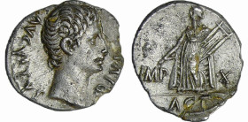 Octave Auguste - Denier (15-13 av. J.-C., Lyon) - Apollon
A/ AVGVSTVS DIVI F. Tête nue à droite. 
R/ IMP X // ACT. Apollon Actien debout à gauche, e...