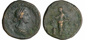 Lucille - Sesterce (164-166, Rome) - La Piété
A/ LVCILLAE AVG ANTONINI AVG F. Buste drapé à droite. 
R/ PIETAS SC. La Piété, voilée, debout à gauche...