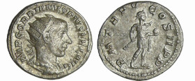 Gordien III - Antoninien (242-243, Rome) - Gordien
A/ IMP GORDIANVS PIVS FEL AVG Buste radié à droite. 
R/ P M TR P V COS II P P. Gordien debout à d...