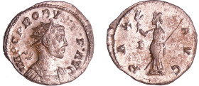 Probus - Aurélianus (282, Lyon) - La Paix
A/ IMP C PROBVS. P.F. AVG Buste radié et cuirassé à droite. 
R/ PAX AVG - D|- La Paix debout à gauche, ten...