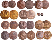 France - Lot de 11 médailles et une médaillette prince impérial
SUP
