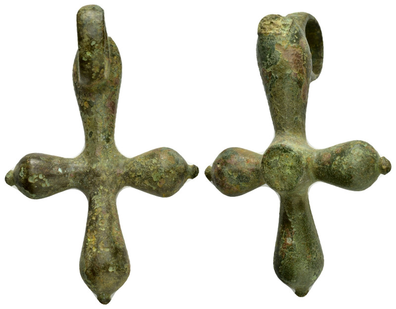 BYZANTINE EMPIRE.Bronze Cross.(8th-10th century).Ae.

Condition : Good very fine...