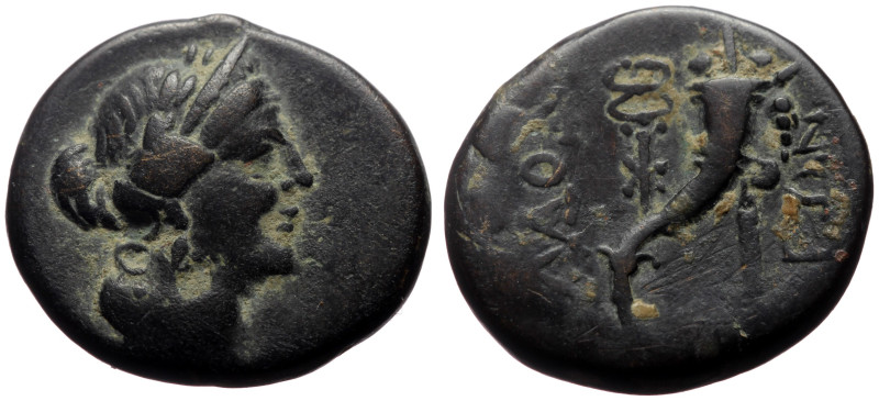 Phrygia, Laodikeia AE (Bronze, 5.90g, 19mm) ca 133/88-67 BC 
Obv: Diademed femal...