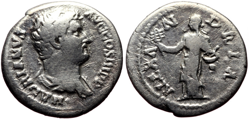 Hadrian (117-138) AR Denarius (Silver, 2.81g, 18mm) Travel series, Rome, 134-138...