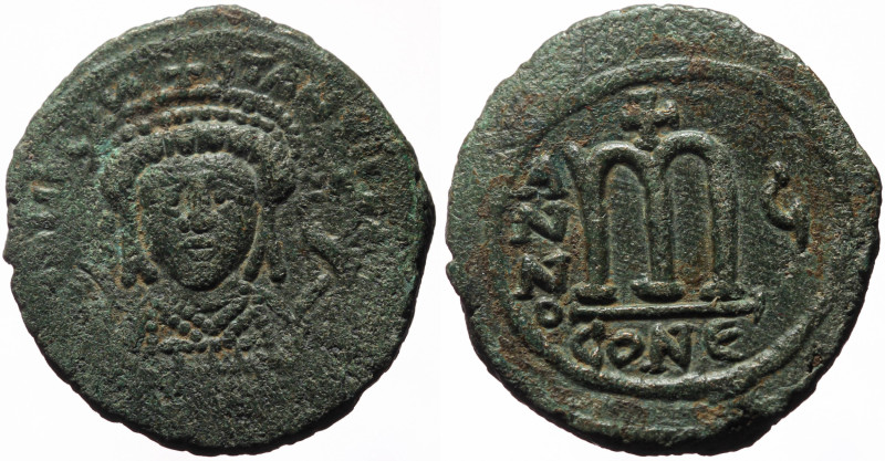 Tiberius II Constantine (578-582) AE Follis (Bronze, 13.28g, 27mm) Constantinopl...