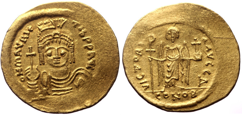 Maurice Tiberius (583-602. ) AV Solidus (Gold, 4.34g, 22mm) Constantinople 
Obv:...