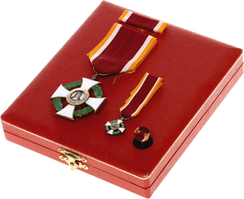 San Marino Order of Saint Agatha Knight Cross Set with Miniature 1923 

Barac#...