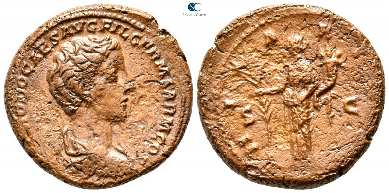 Commodus, as Caesar AD 166-177. Rome
As Æ

26mm., 11,44g.



nearly very ...