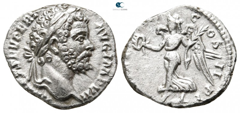 Septimius Severus AD 193-211. Rome
Denarius AR

17mm., 2,63g.



very fin...